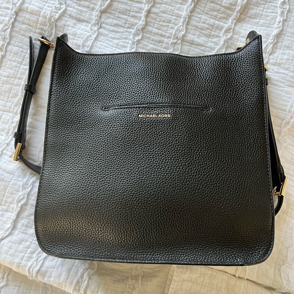 Michael Kors Black Sullivan North/South Messenger - Picture 9 of 10
